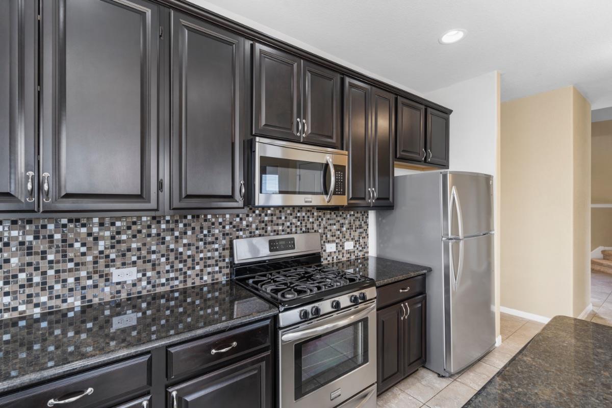 105 Checkerspot Ct, Georgetown, TX 78626