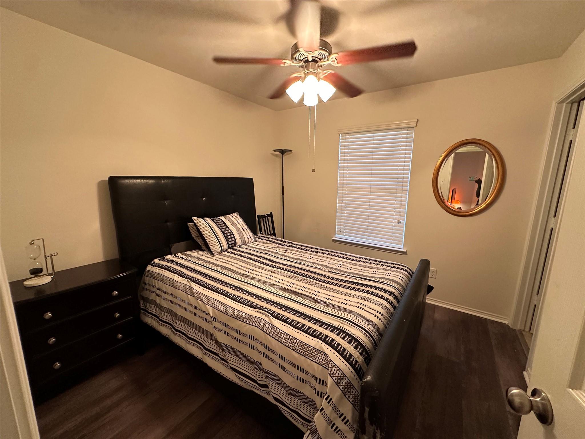 484 Moonwalker Trl, Buda, TX 78610