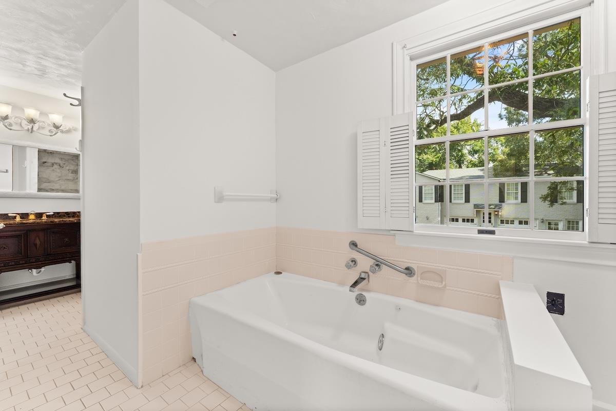 2534 Harris Blvd, Austin, TX 78703