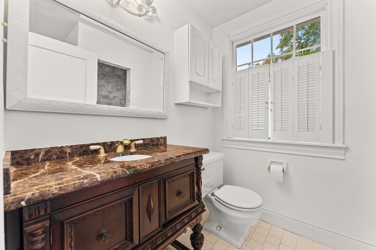 2534 Harris Blvd, Austin, TX 78703