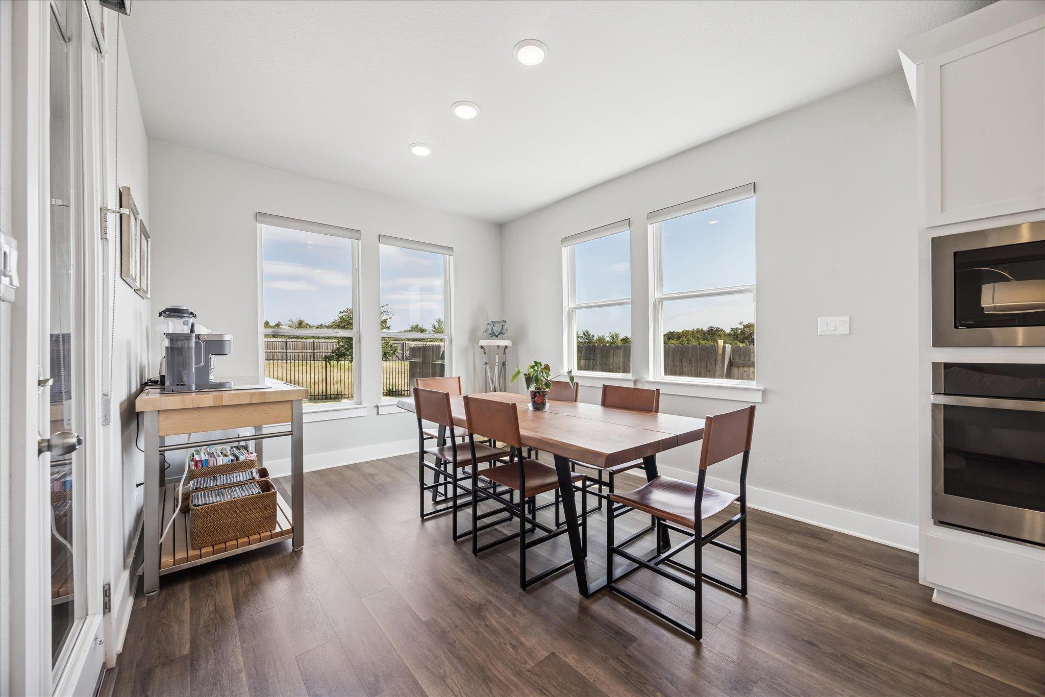 923 Arrowhead Ranch Blvd, Dripping Springs, TX 78620