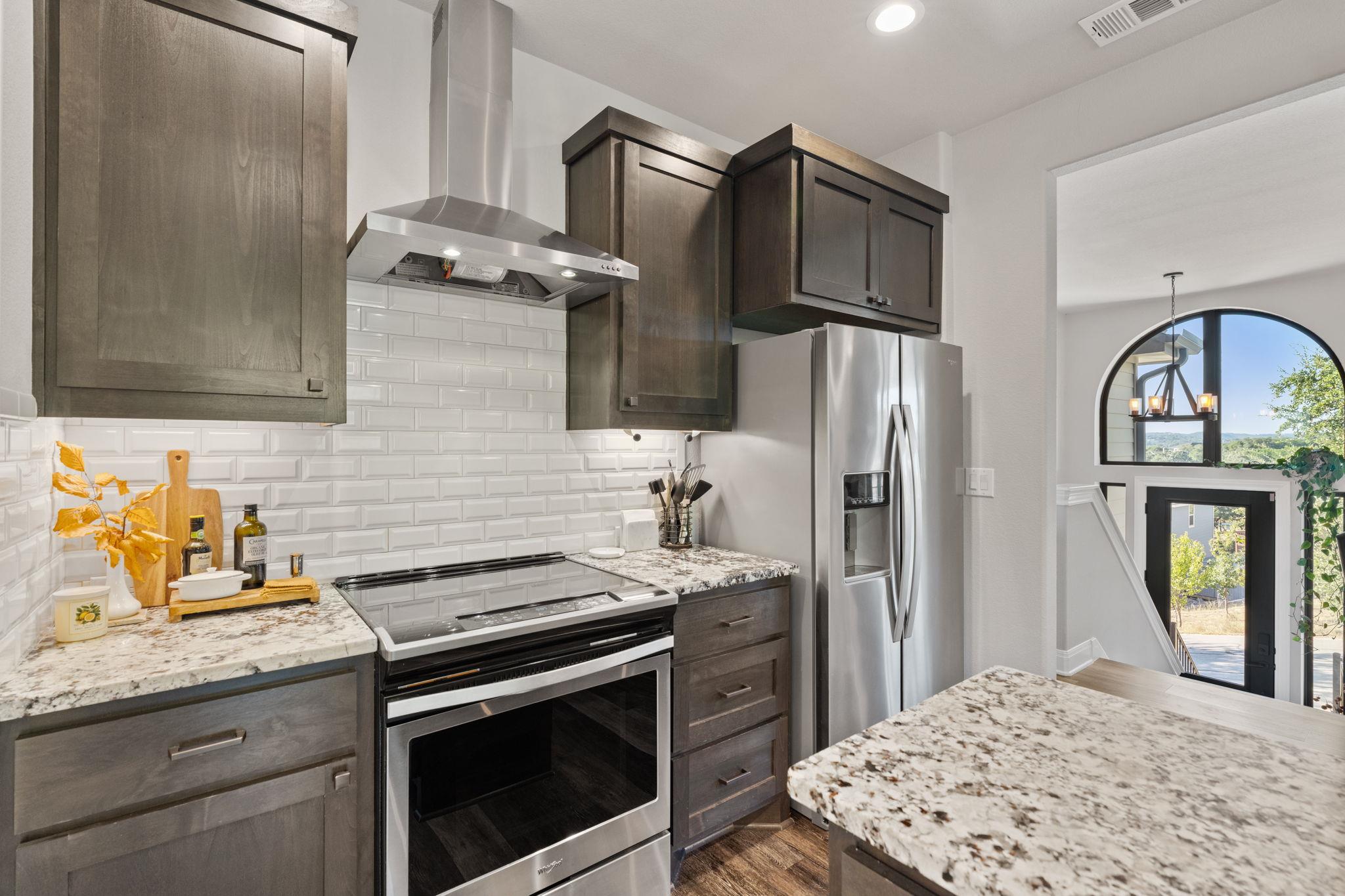 418 N Summit Ridge Dr N, Lago Vista, TX 78645