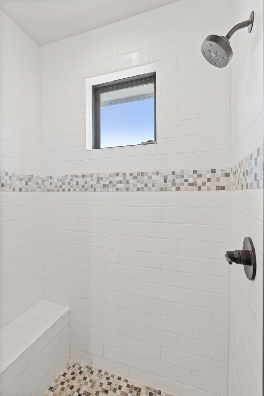 418 N Summit Ridge Dr N, Lago Vista, TX 78645