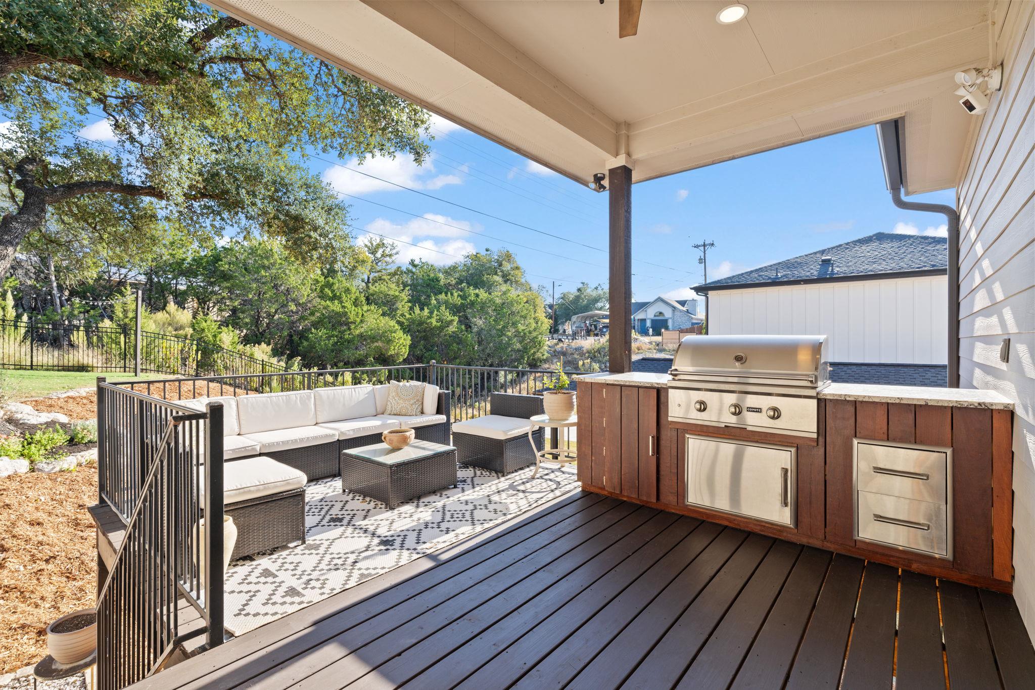 418 N Summit Ridge Dr N, Lago Vista, TX 78645