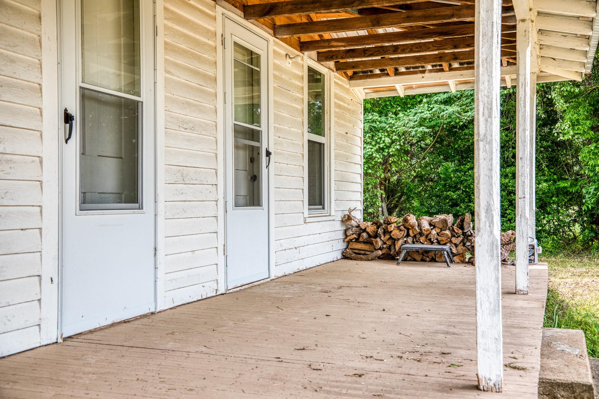 11235 Highway 159 W, Bellville, TX 77418