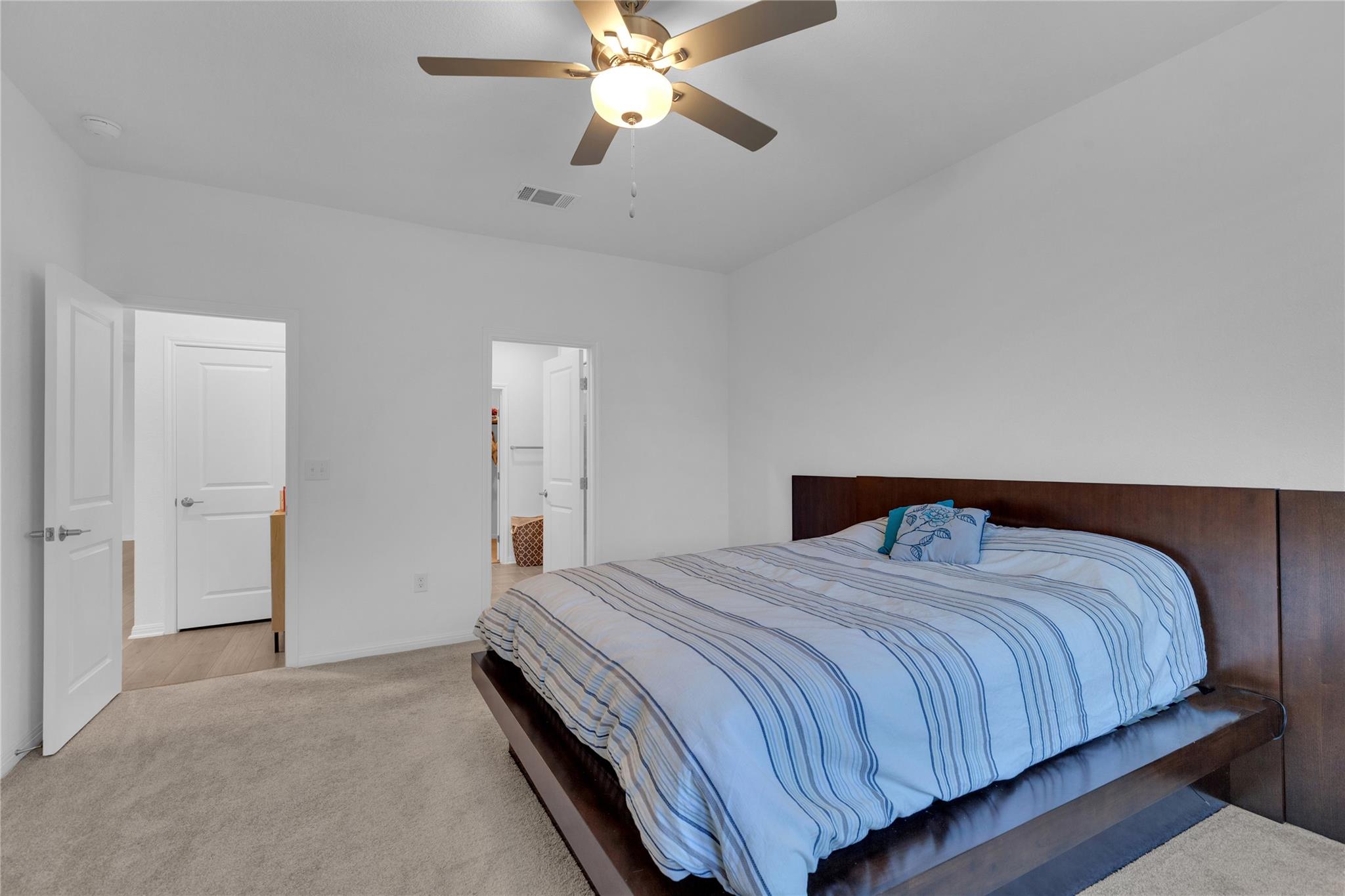 6017 Beverly Prairie Rd, Del Valle, TX 78617