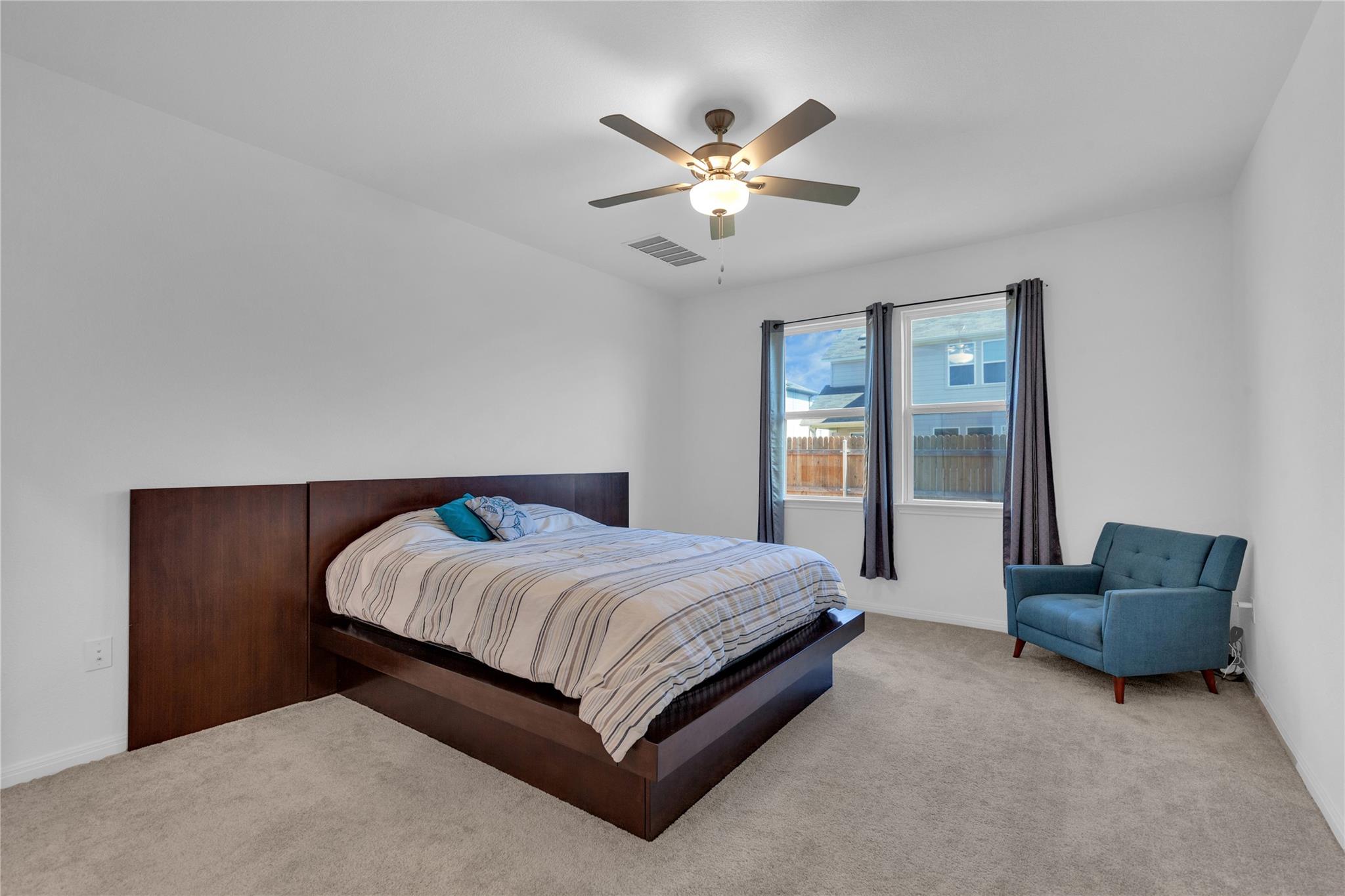 6017 Beverly Prairie Rd, Del Valle, TX 78617