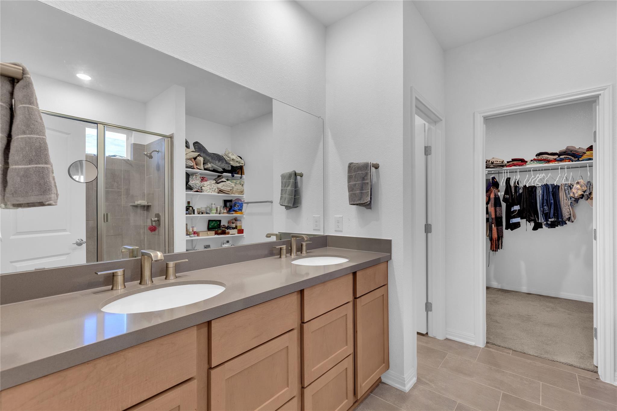 6017 Beverly Prairie Rd, Del Valle, TX 78617