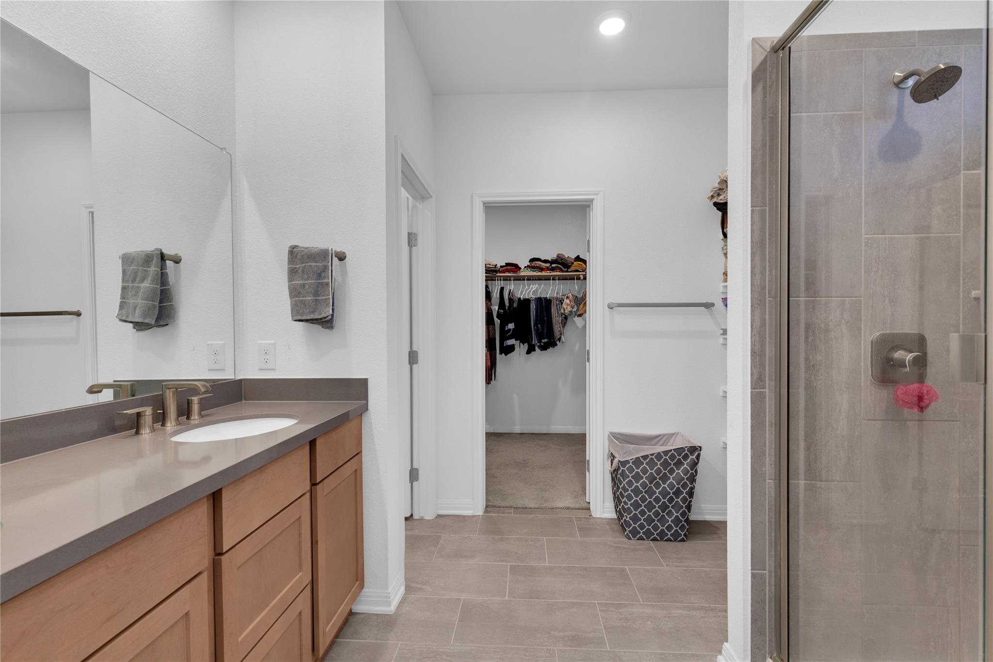 6017 Beverly Prairie Rd, Del Valle, TX 78617