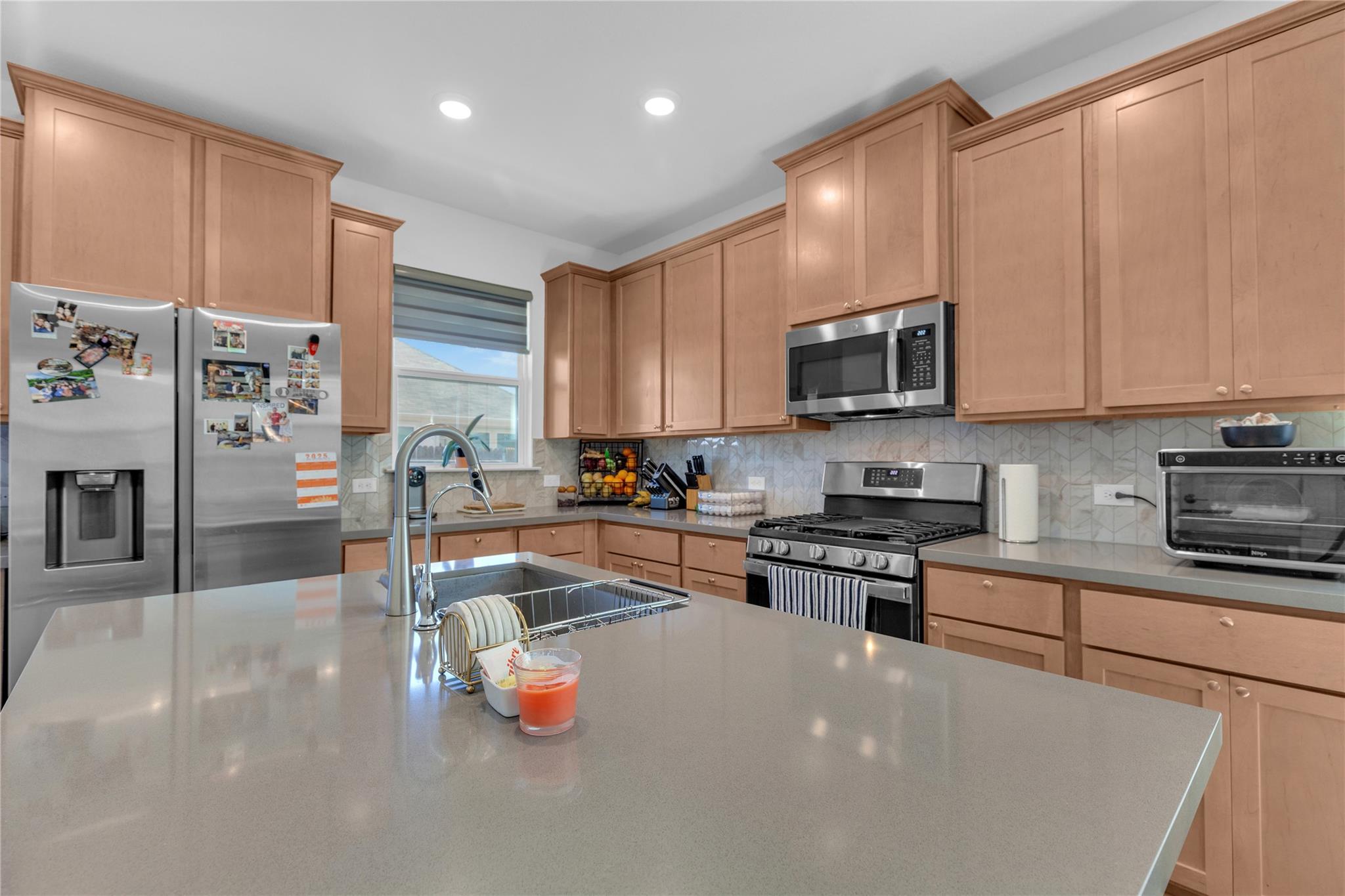 6017 Beverly Prairie Rd, Del Valle, TX 78617