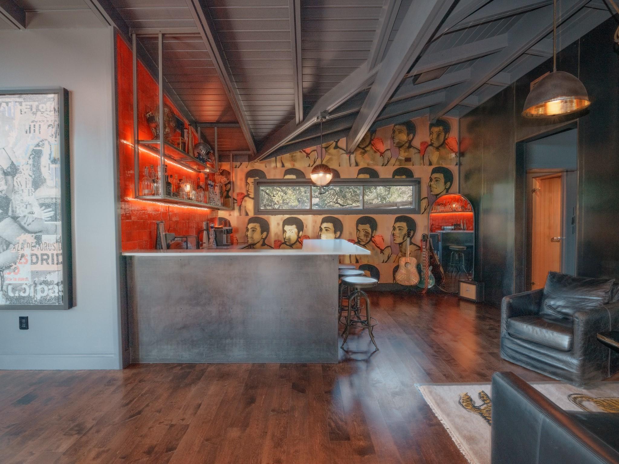 809 Redbud Trl, West Lake Hills, TX 78746