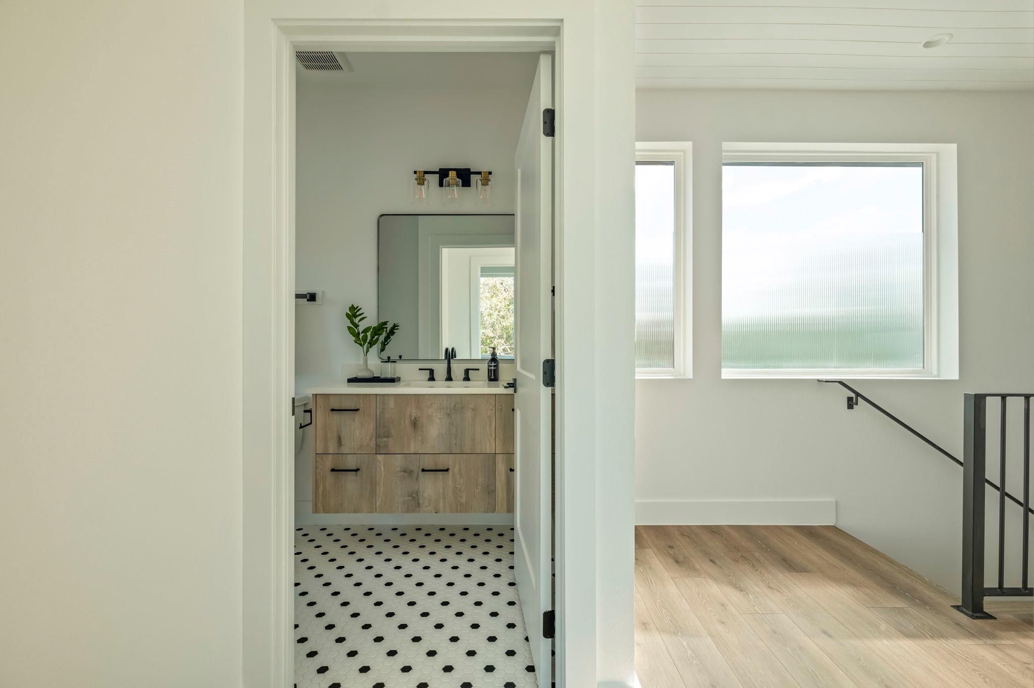 4601 Hank Ave # 1, Austin, TX 78745