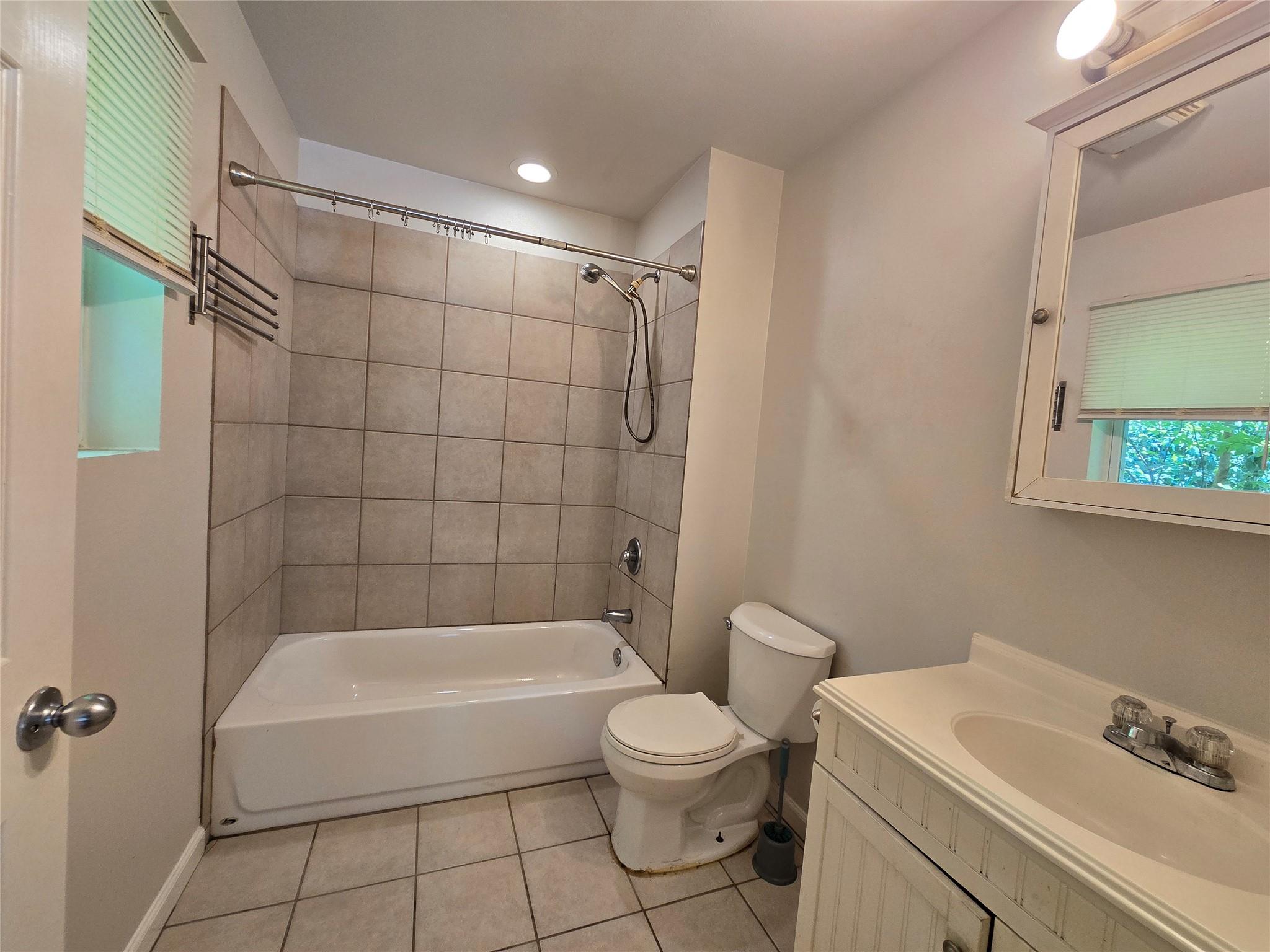 4516 Russell Dr # B Bottom, Austin, TX 78745