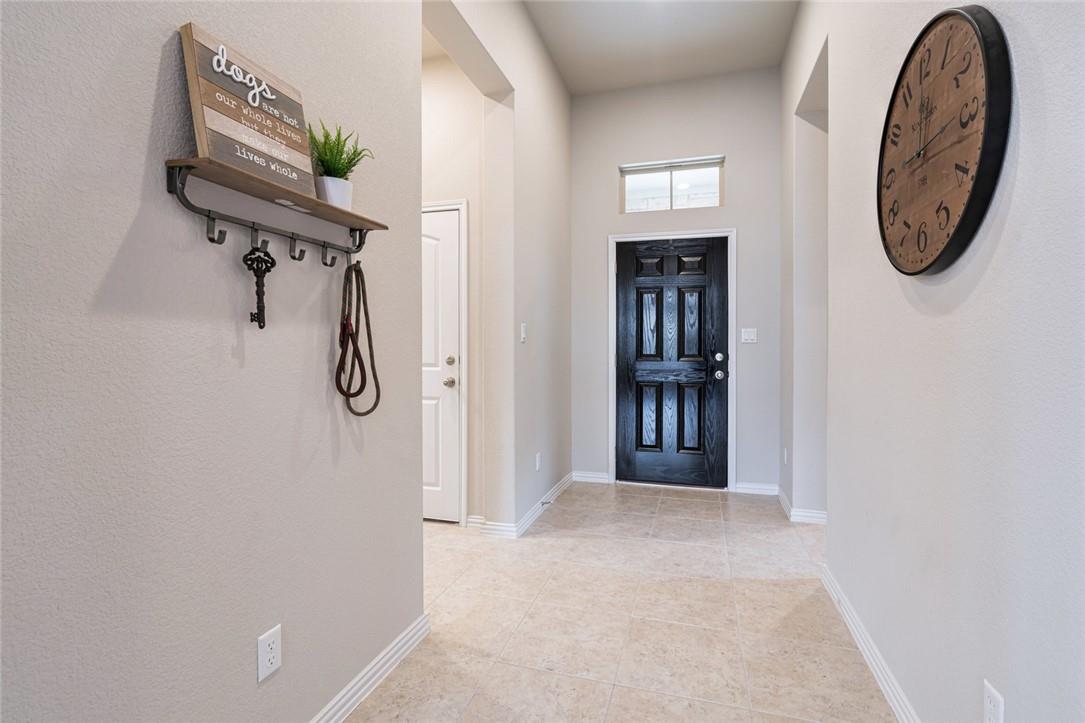 121 Fattoria Cv, Liberty Hill, TX 78642