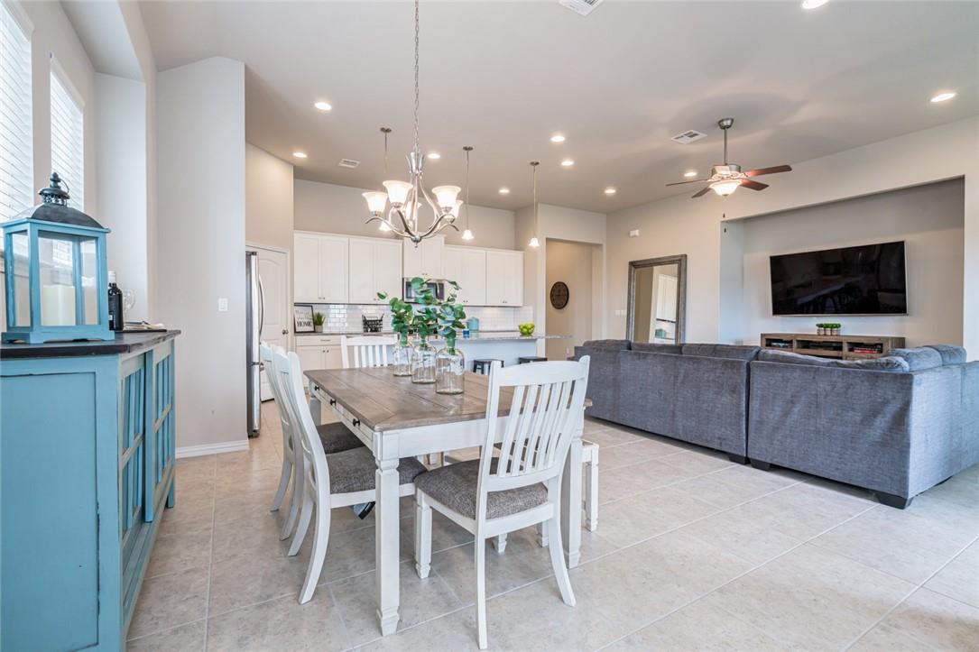 121 Fattoria Cv, Liberty Hill, TX 78642