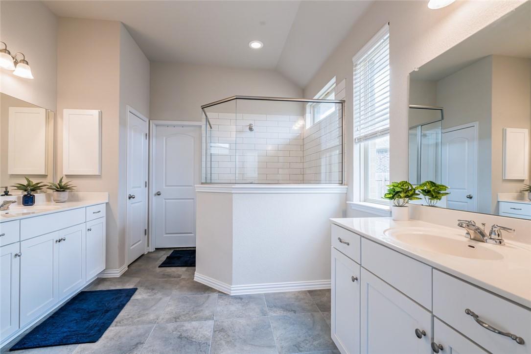 121 Fattoria Cv, Liberty Hill, TX 78642