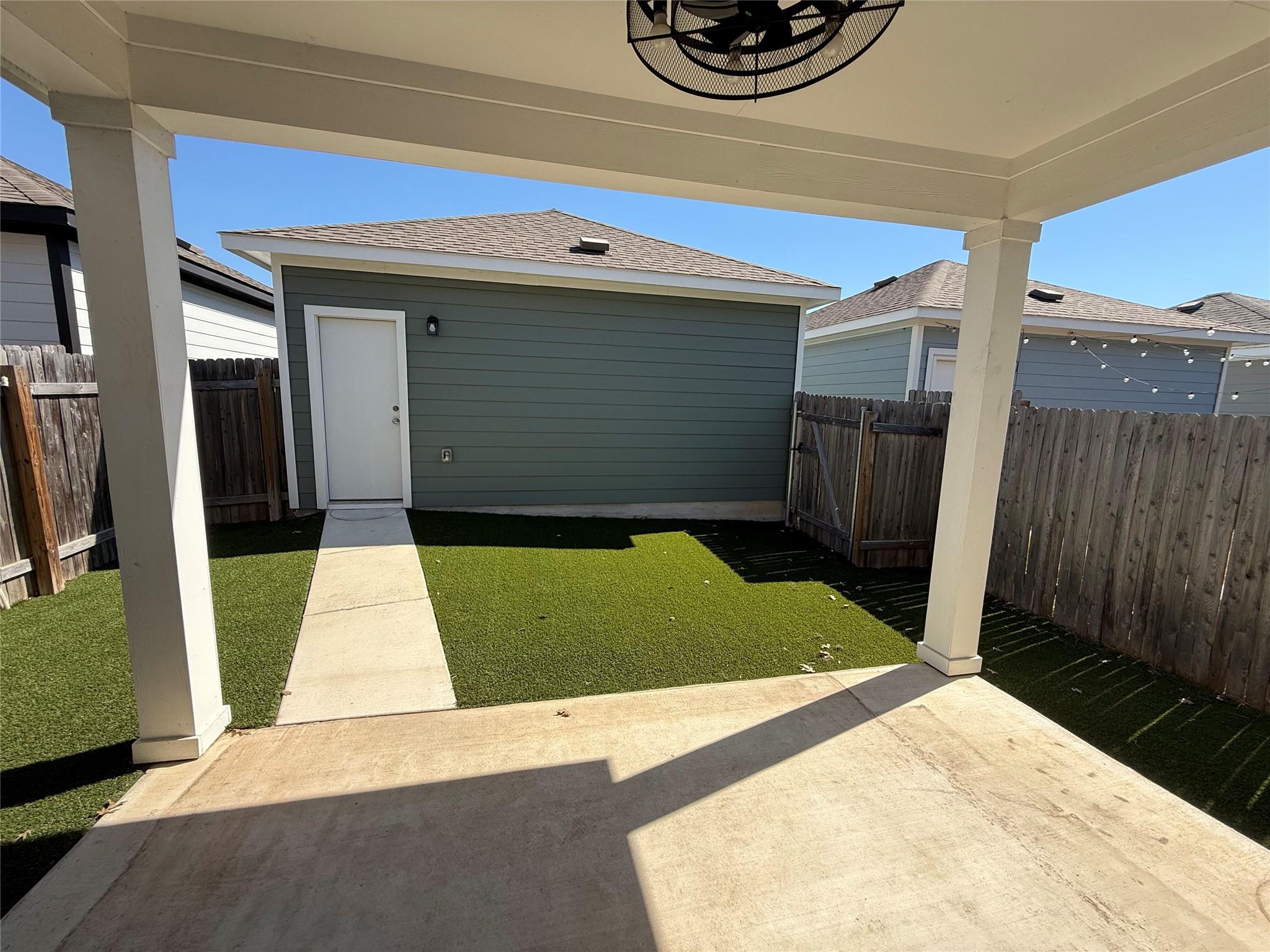 1720 Artesian Springs Xing, Leander, TX 78641