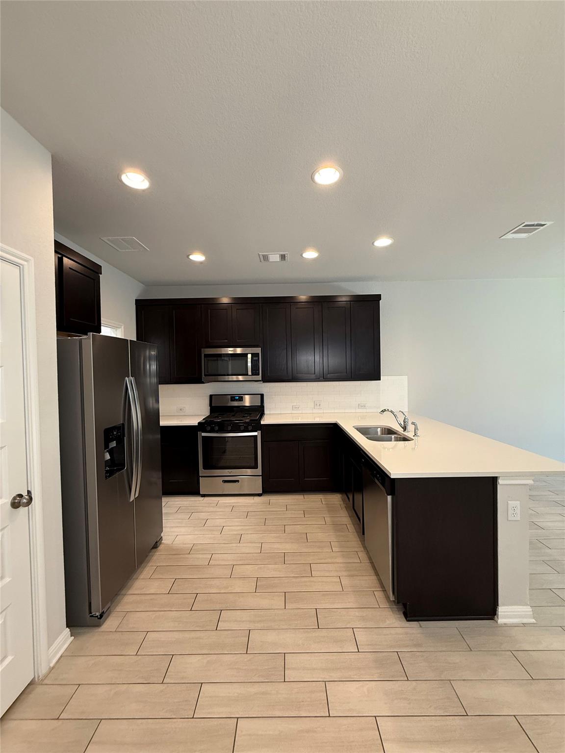 1720 Artesian Springs Xing, Leander, TX 78641