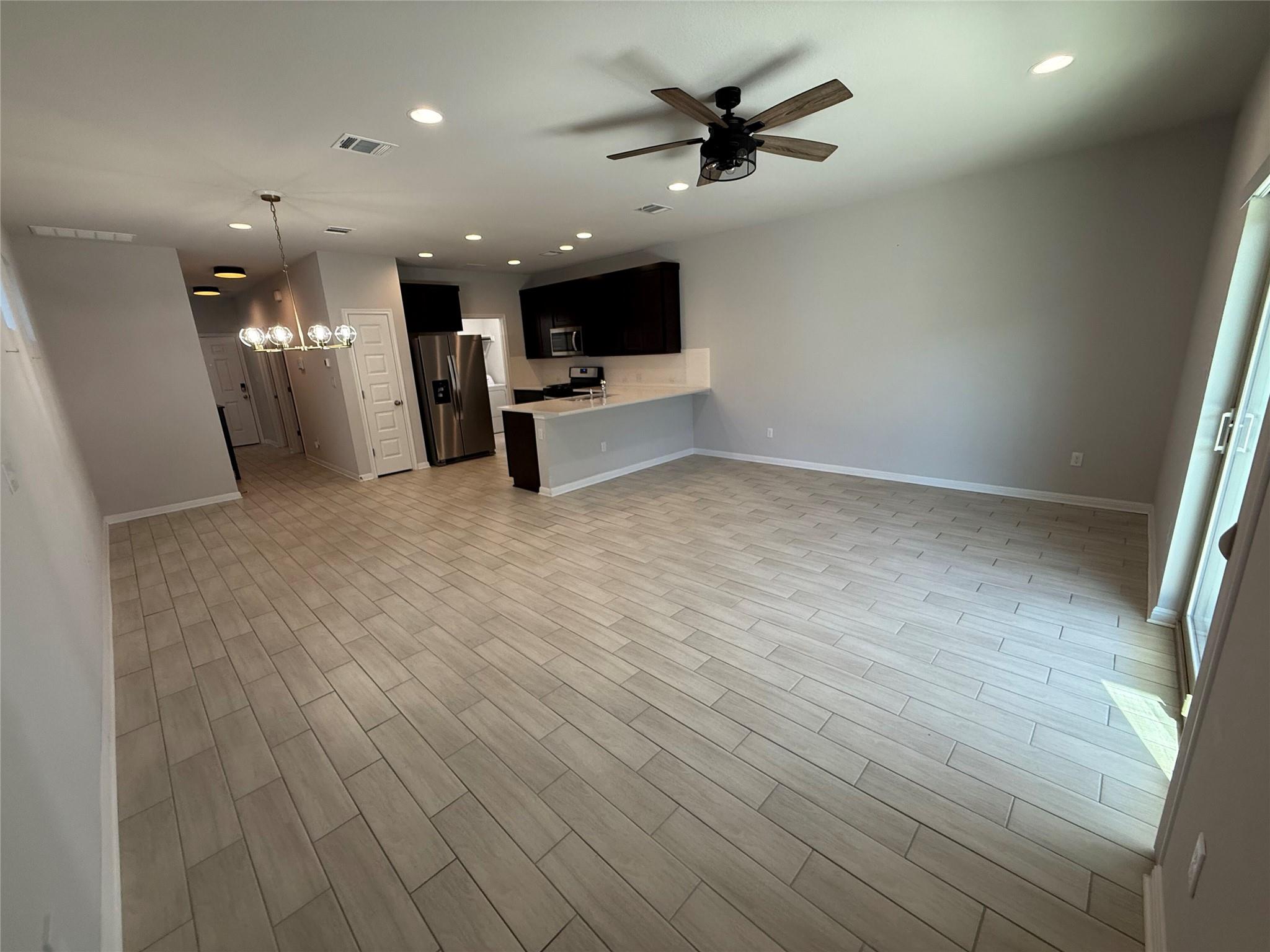 1720 Artesian Springs Xing, Leander, TX 78641