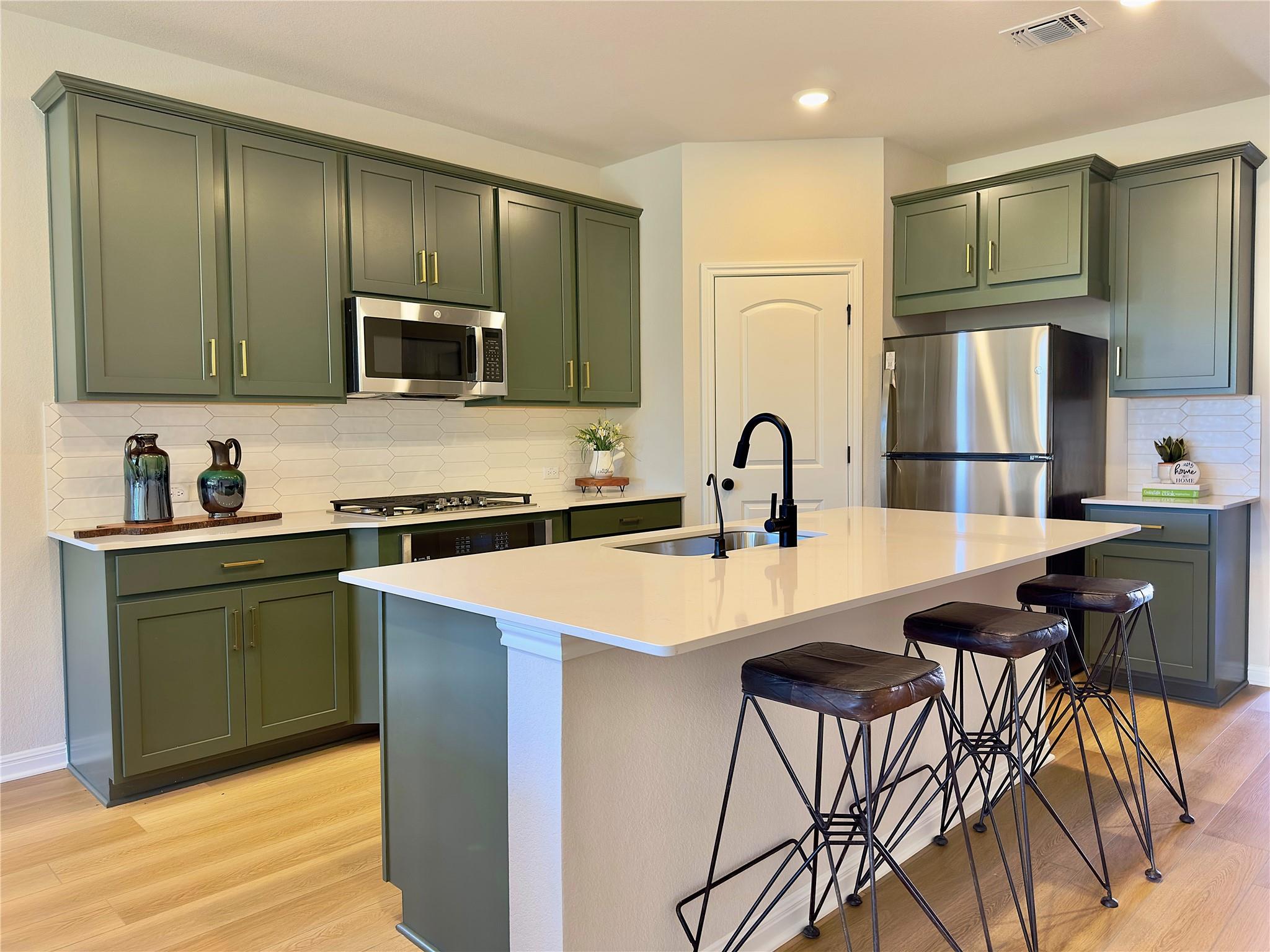 145 Rita Blanca Bnd, Bastrop, TX 78602