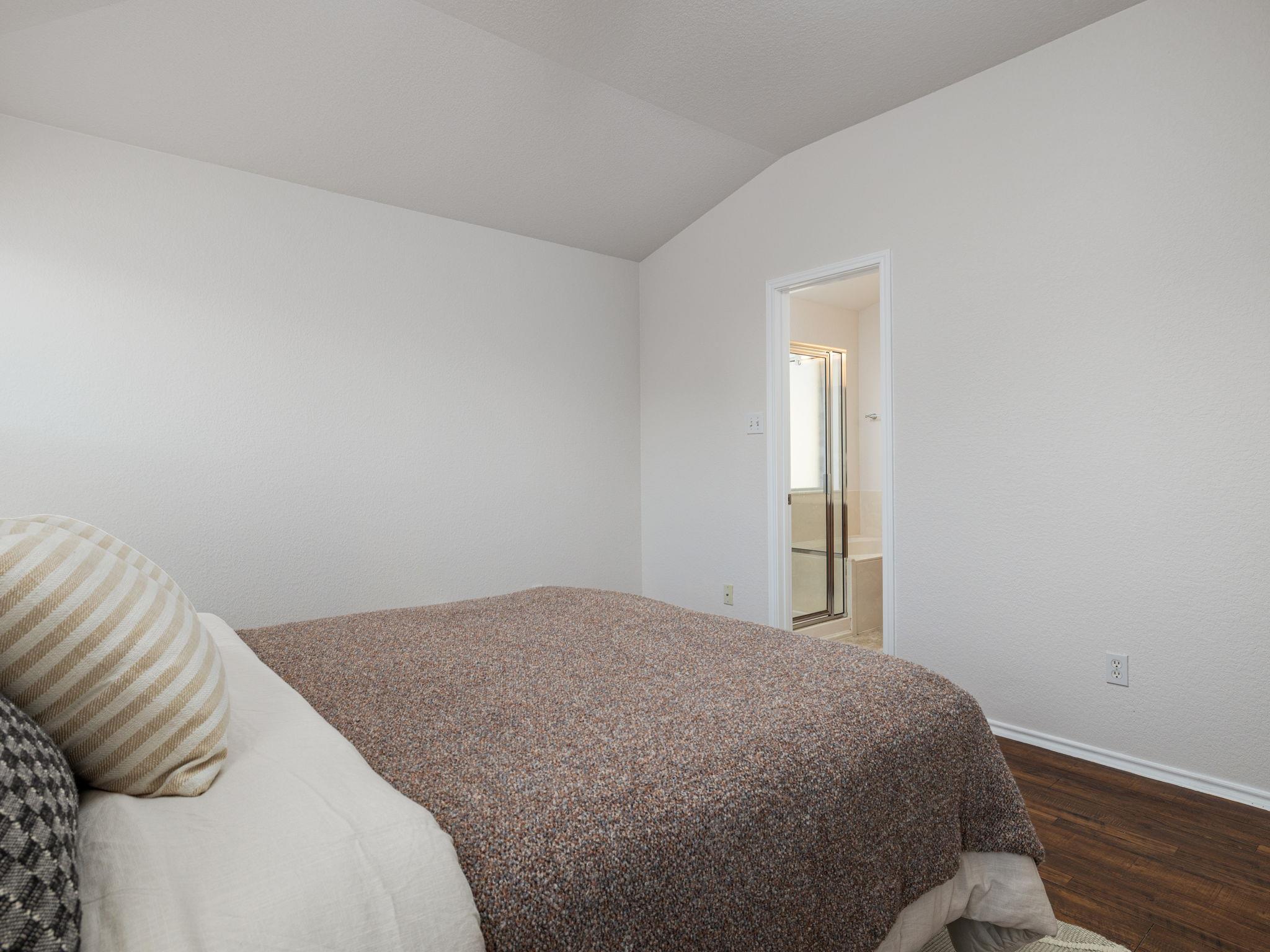 536 Sweet Leaf Ln, Pflugerville, TX 78660