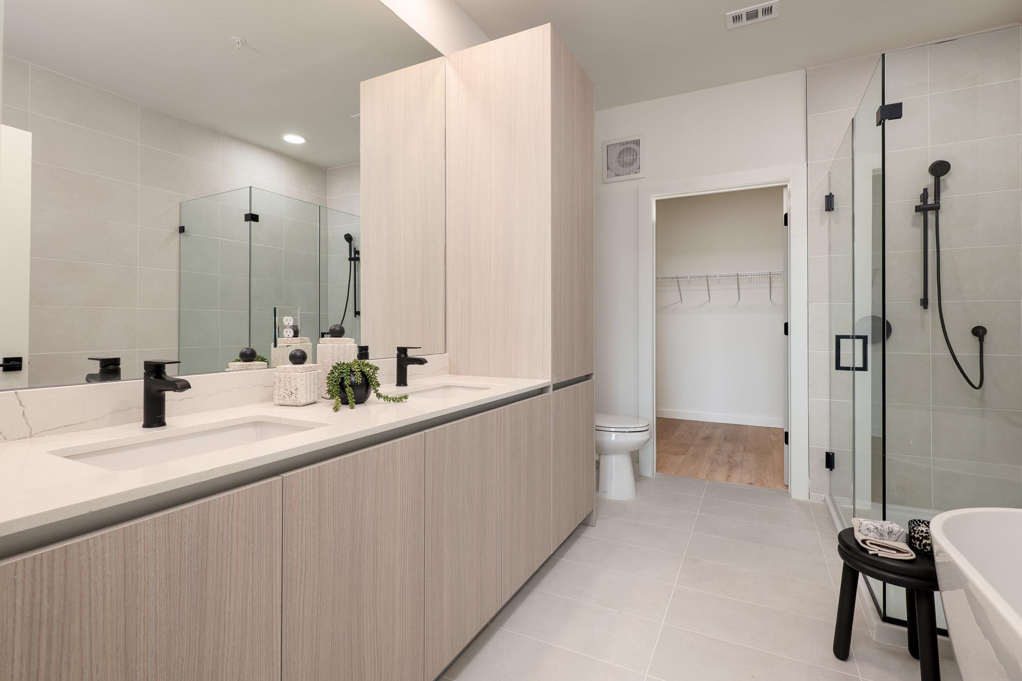 2209 S 1st St # 334, Austin, TX 78704