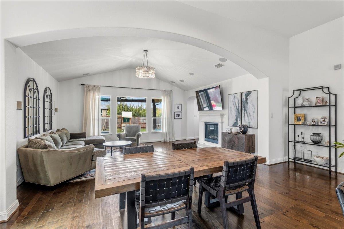 1505 Long Shadow Ln, Georgetown, TX 78628