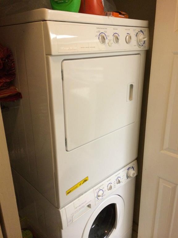 915 W 23rd St # 208, Austin, TX 78705