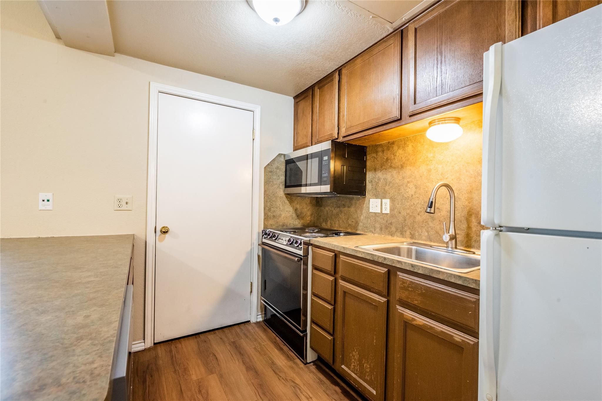 601 Nelray Blvd # 5, Austin, TX 78751