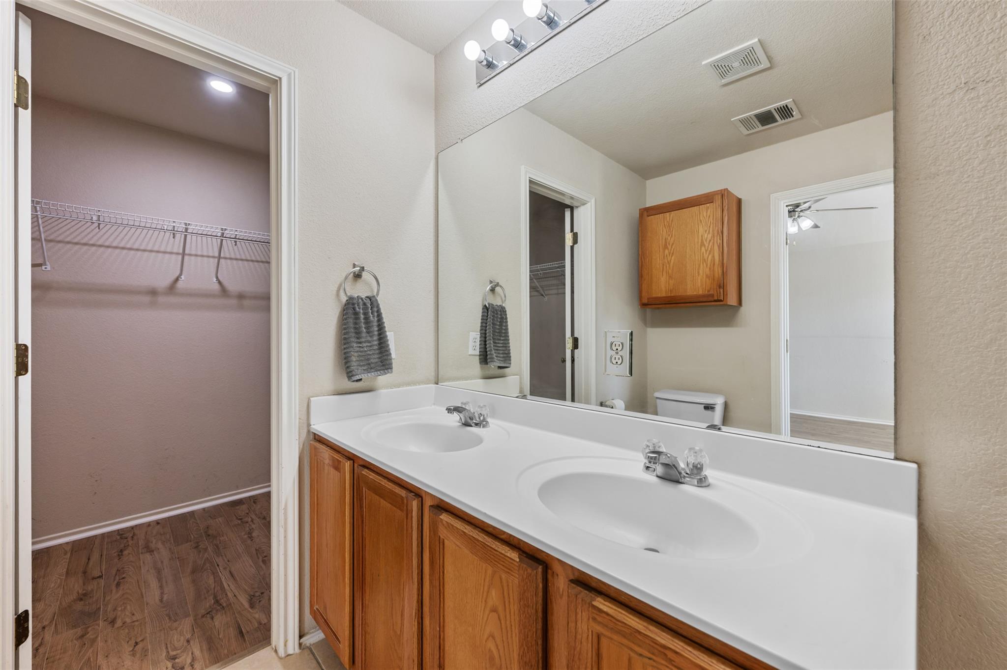 9401 Brandts Wood St, Austin, TX 78744