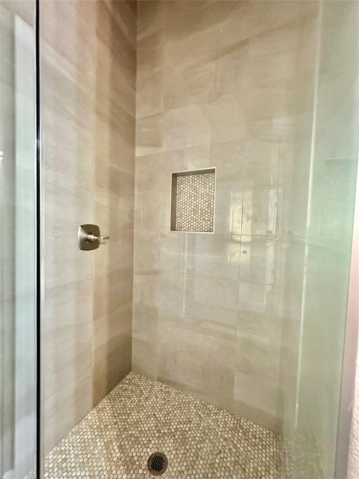 105 Diamond Head Dr, Bastrop, TX 78602