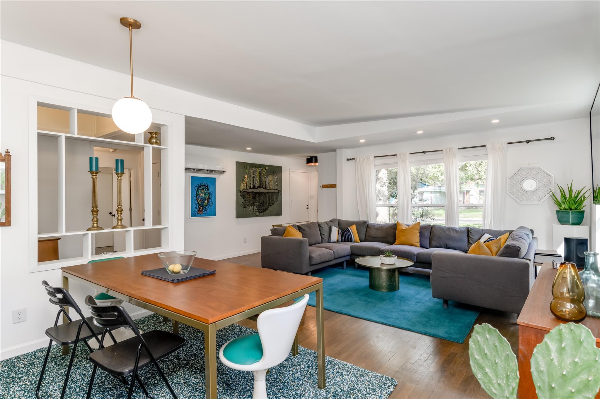 5323 Downs Dr, Austin, TX 78721