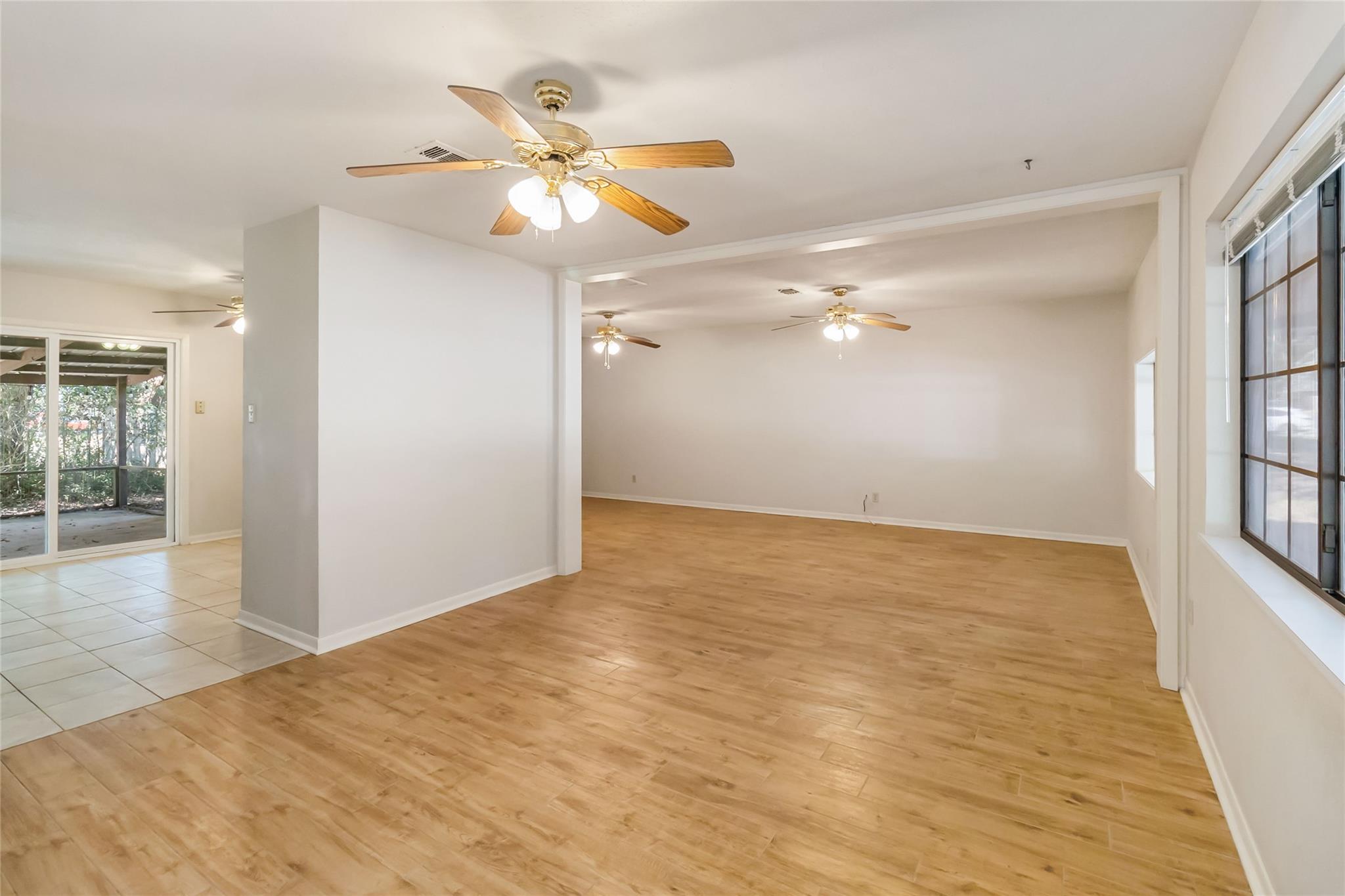 757 N Main St, La Grange, TX 78945