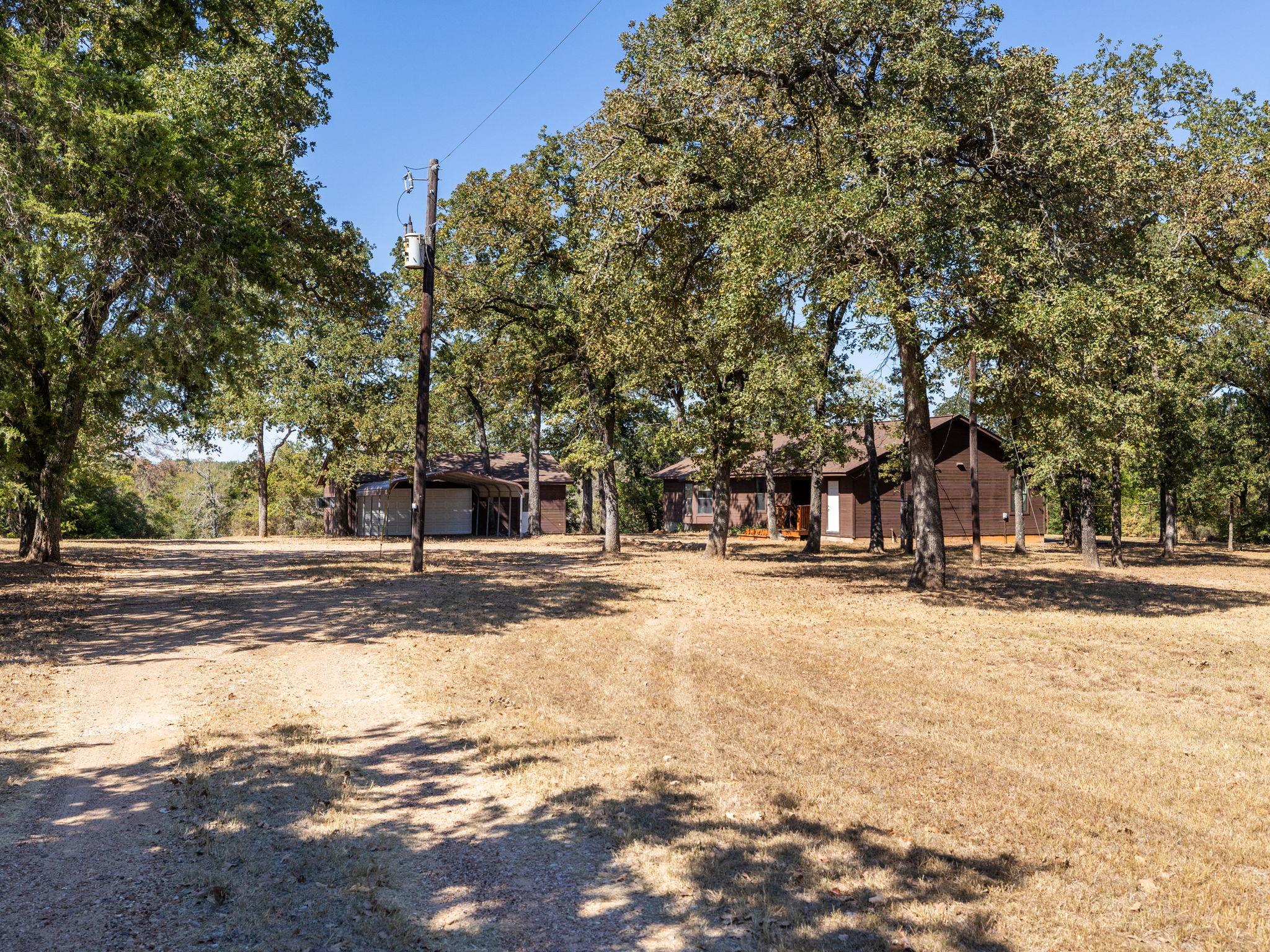 1949 County Road 347 Loop, Gause, TX 77857