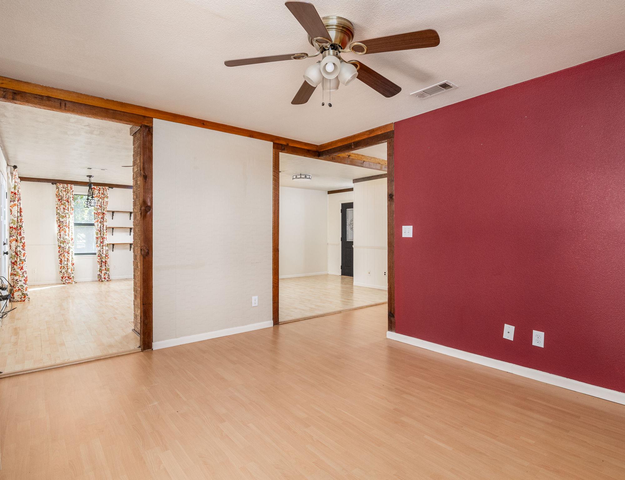 1949 County Road 347 Loop, Gause, TX 77857