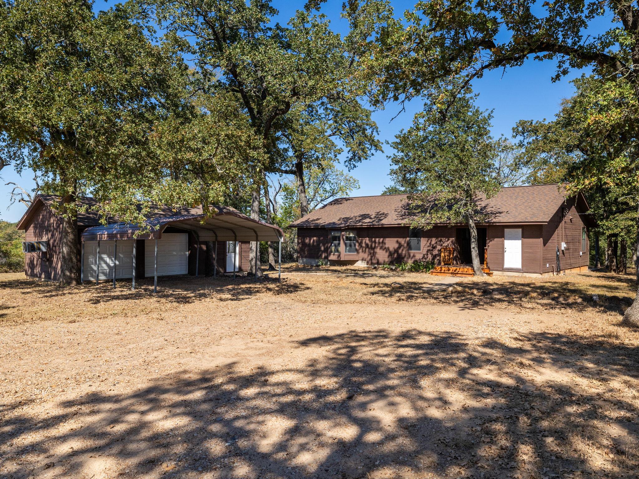 1949 County Road 347 Loop, Gause, TX 77857