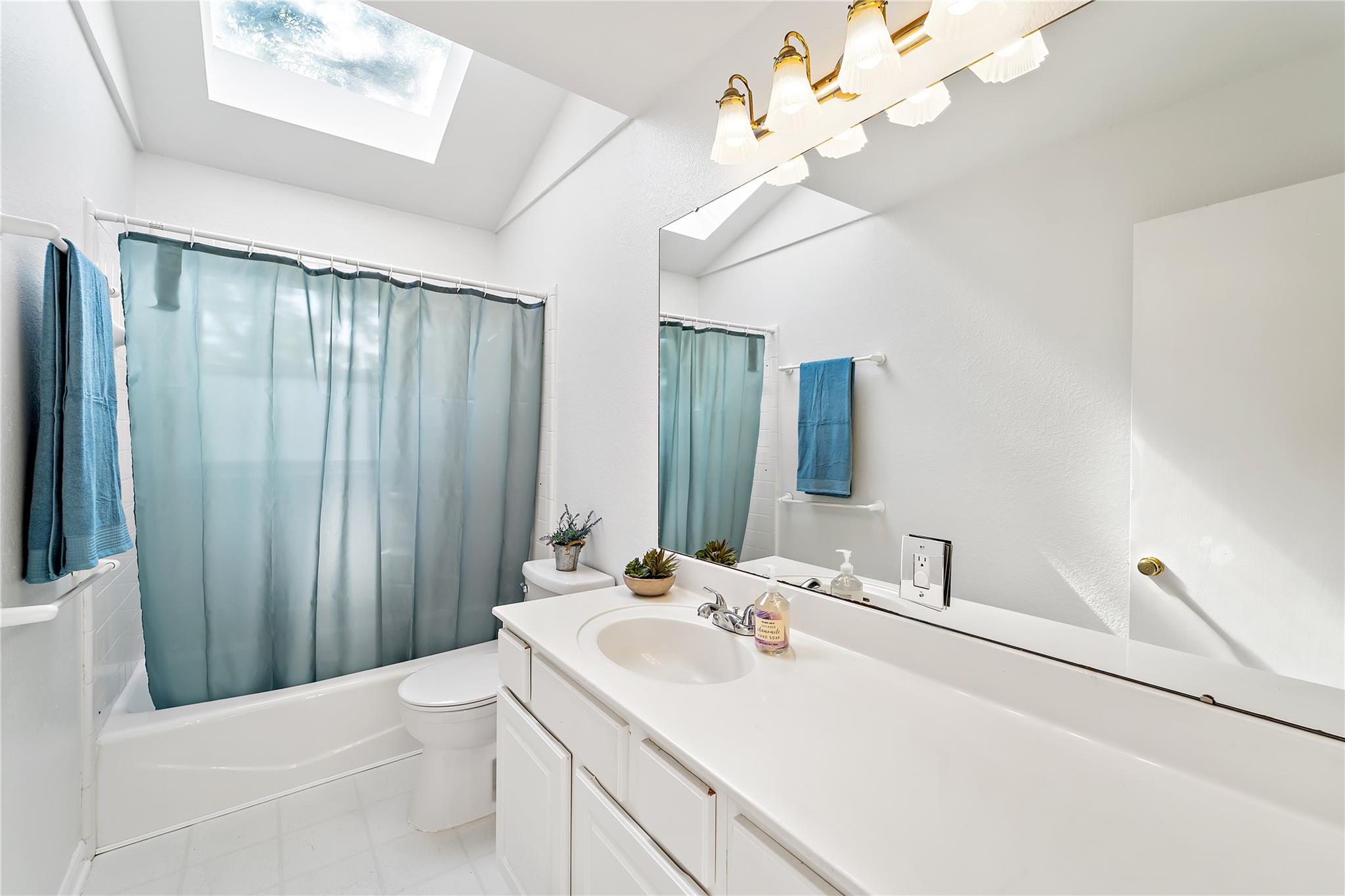 5011 W Frances Pl, Austin, TX 78731