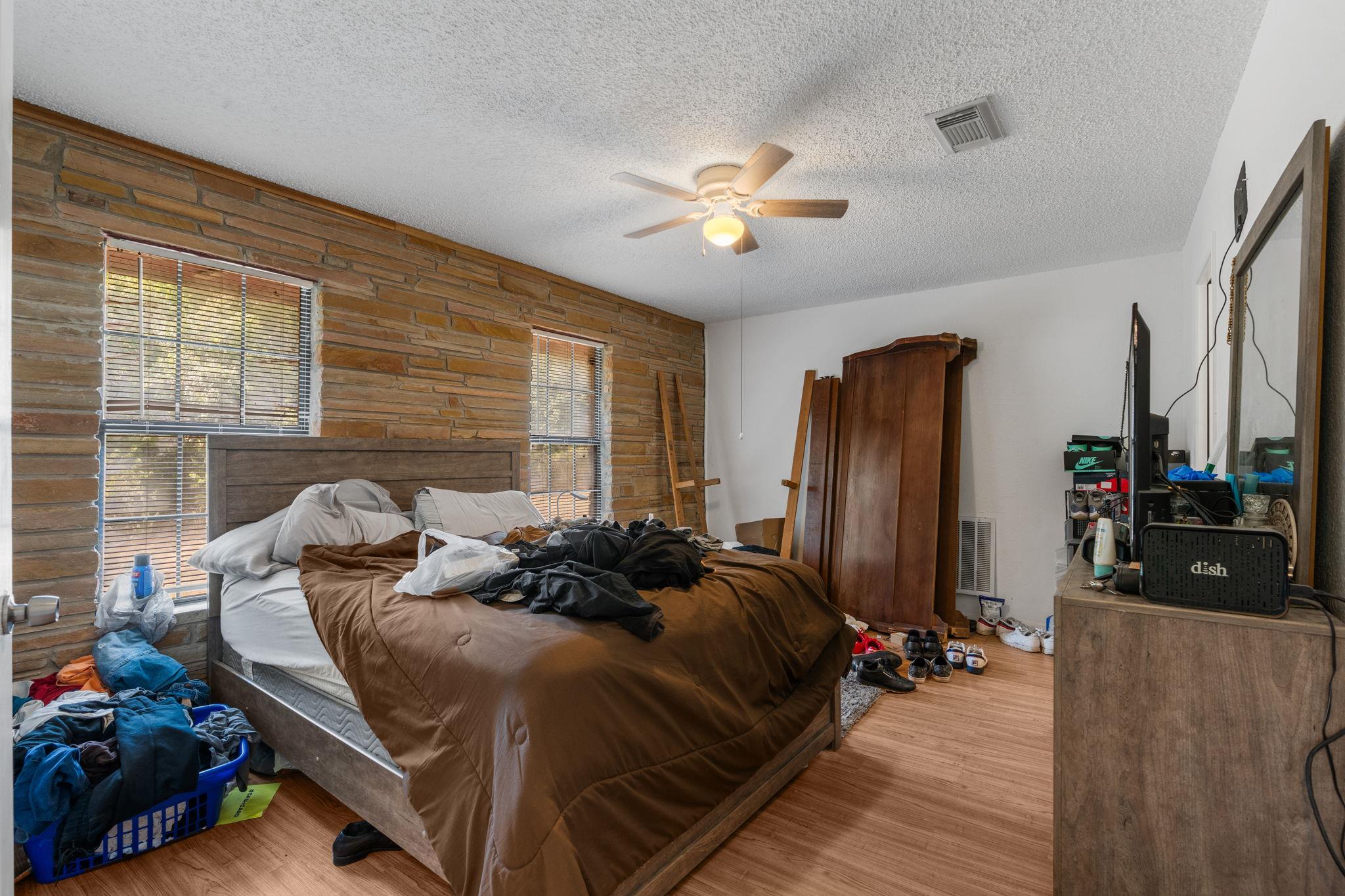 950 County Road 481, Thrall, TX 76578