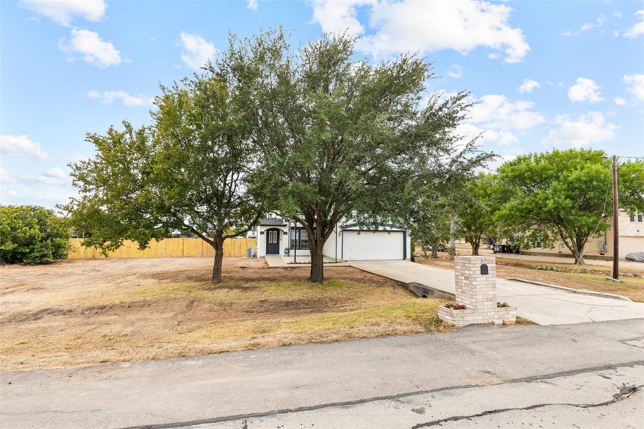 3000 Ridgemont Ln, Kyle, TX 78640