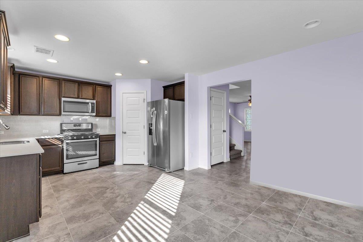 440 Star Thistle St, Leander, TX 78641