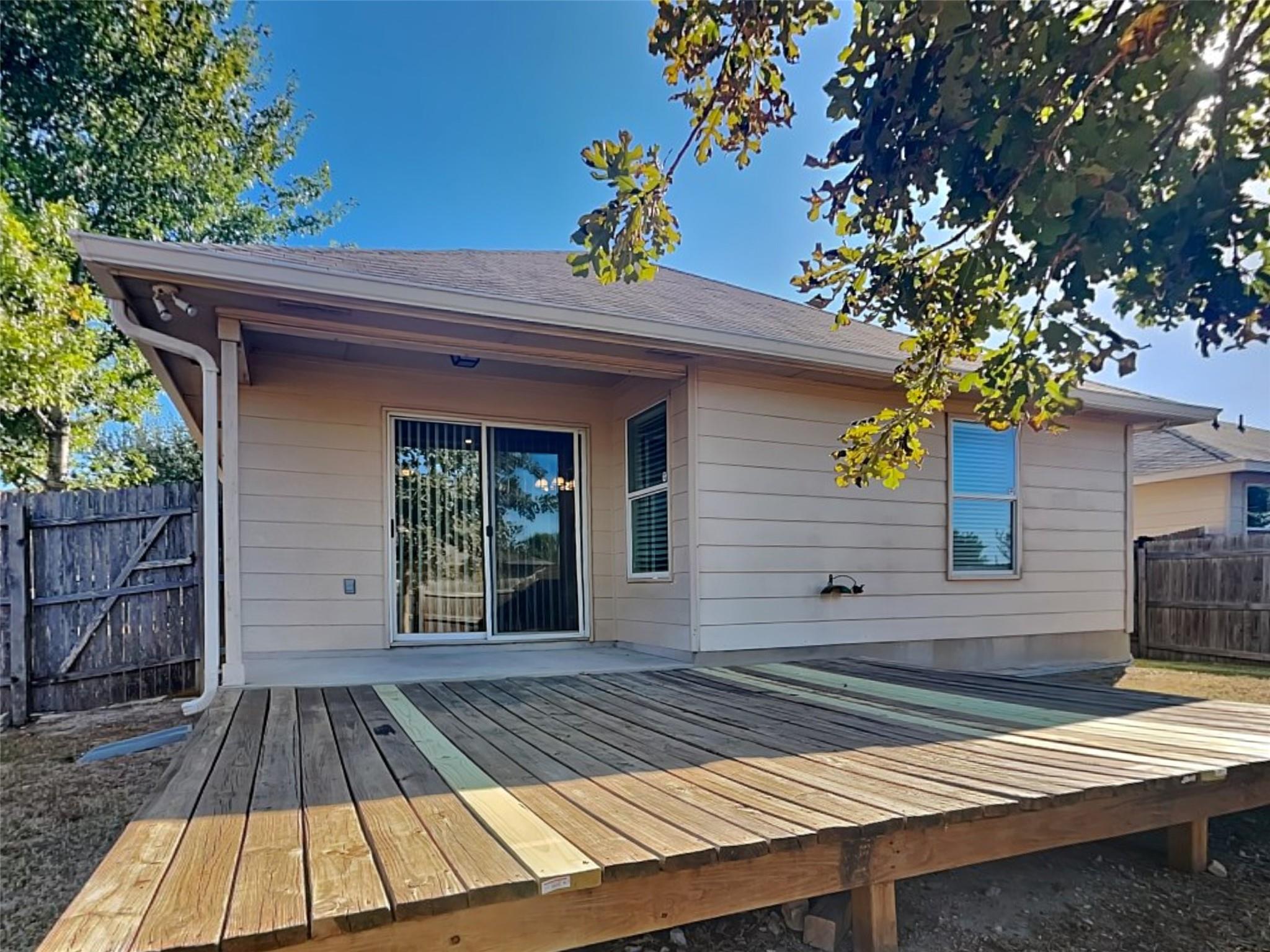 294 Pigeonberry Pass, Buda, TX 78610