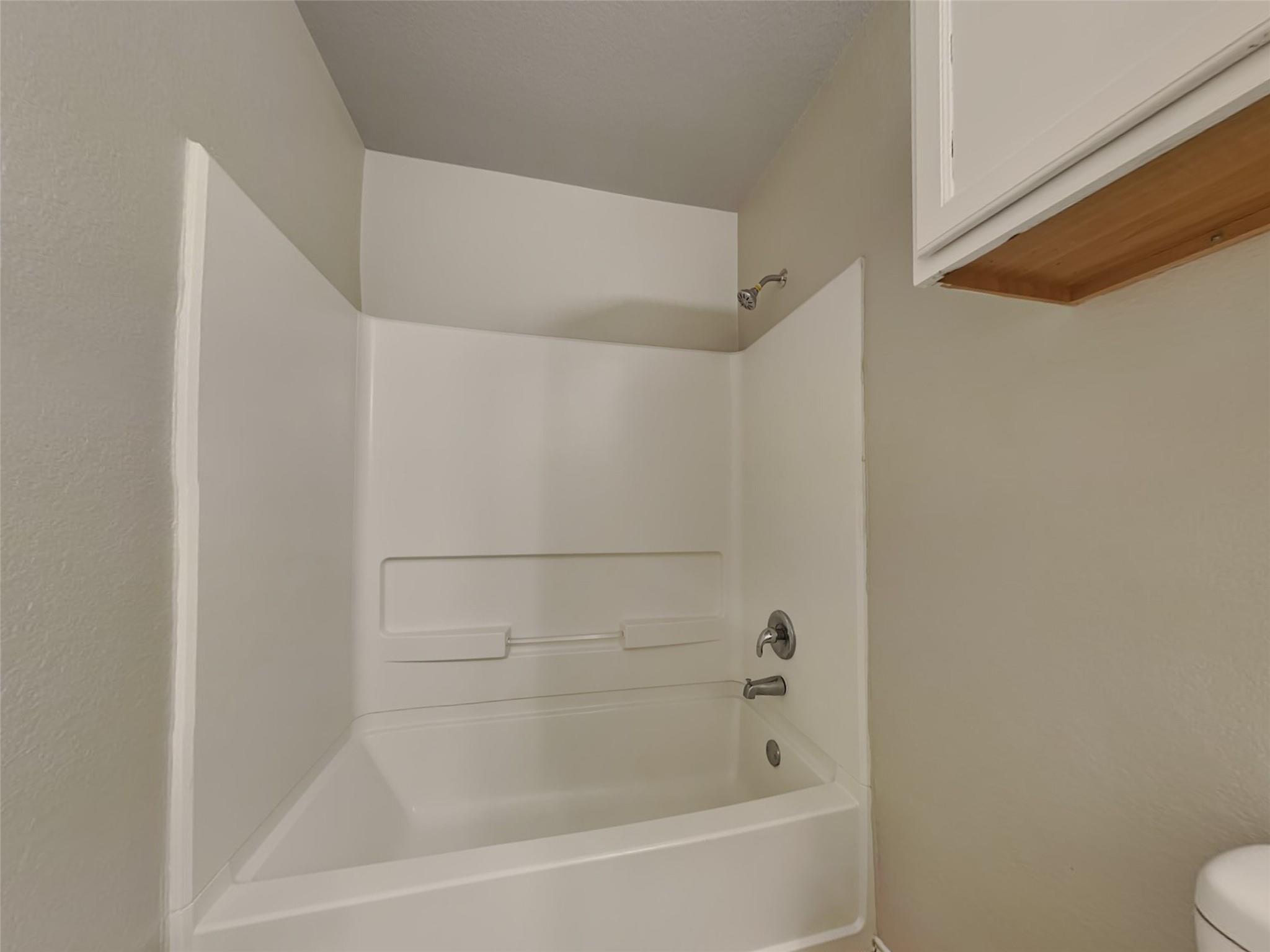 294 Pigeonberry Pass, Buda, TX 78610