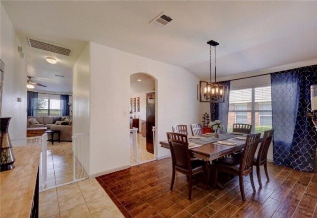 1112 Cockrill Ct, Hutto, TX 78634