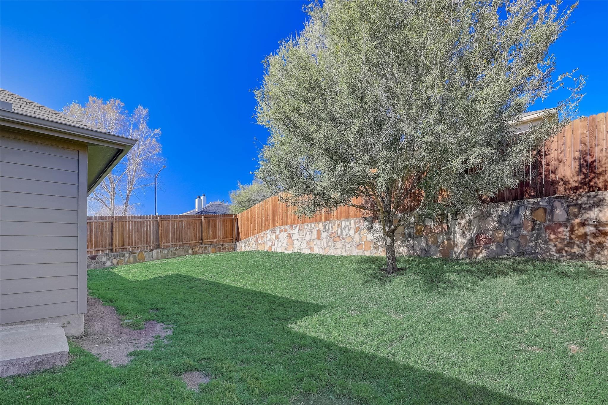 5800 Silver Screen Dr, Austin, TX 78747