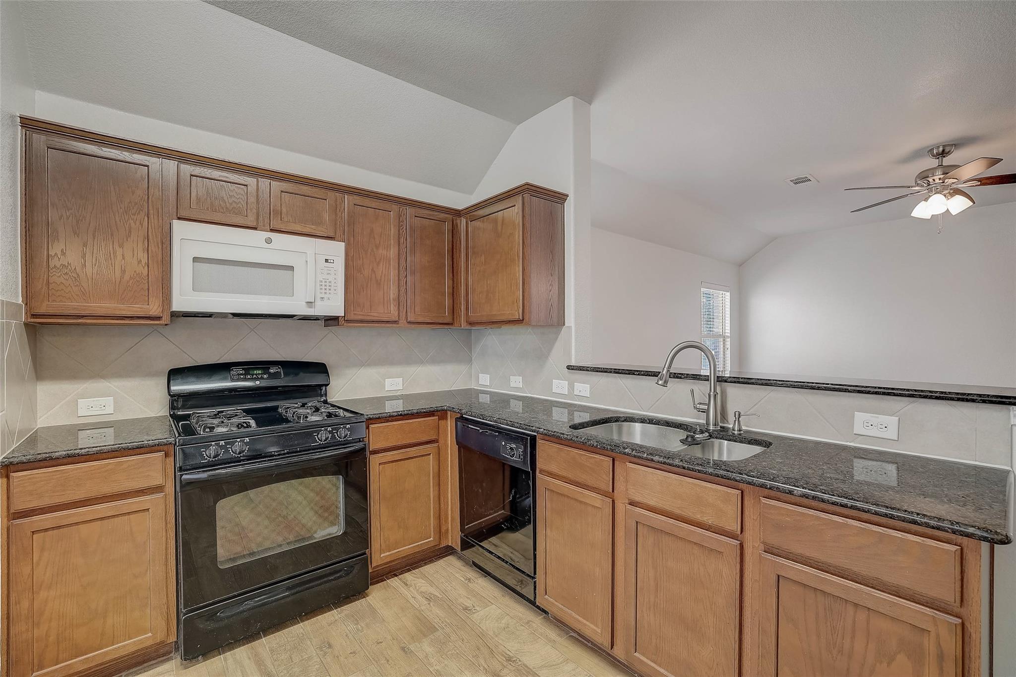 5800 Silver Screen Dr, Austin, TX 78747