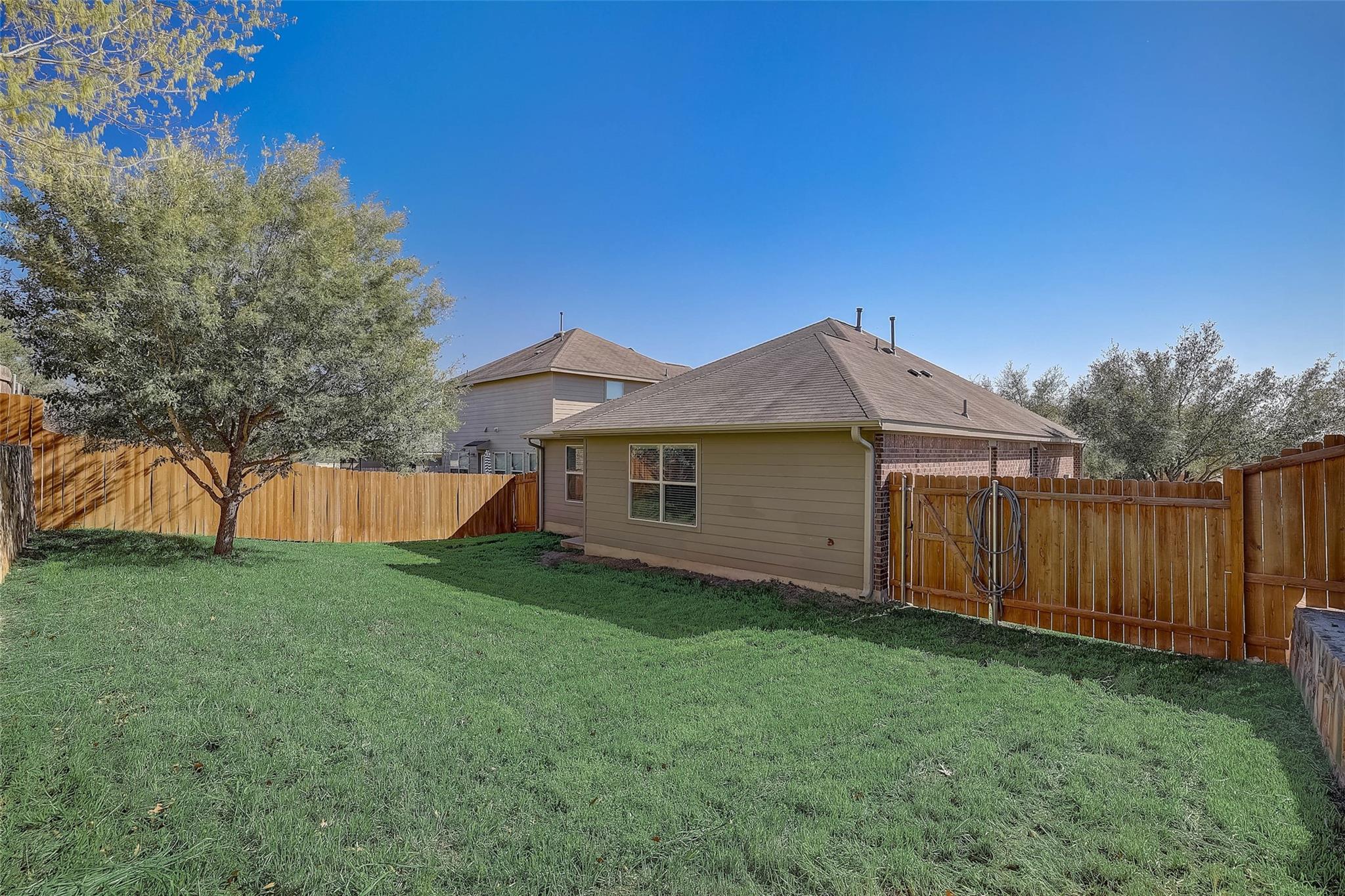 5800 Silver Screen Dr, Austin, TX 78747