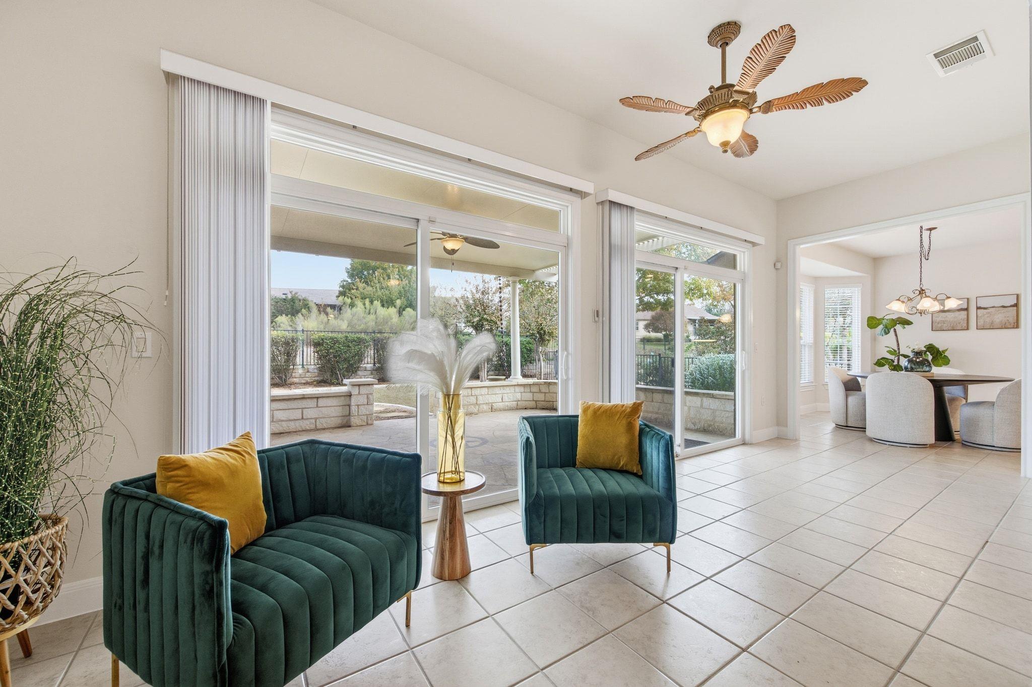 512 Armstrong Dr, Georgetown, TX 78633