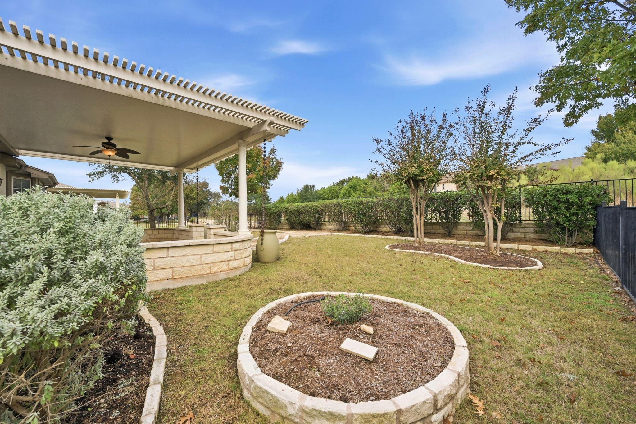 512 Armstrong Dr, Georgetown, TX 78633