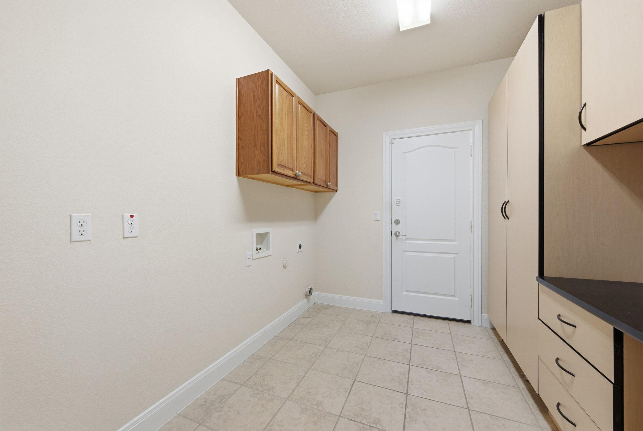 512 Armstrong Dr, Georgetown, TX 78633