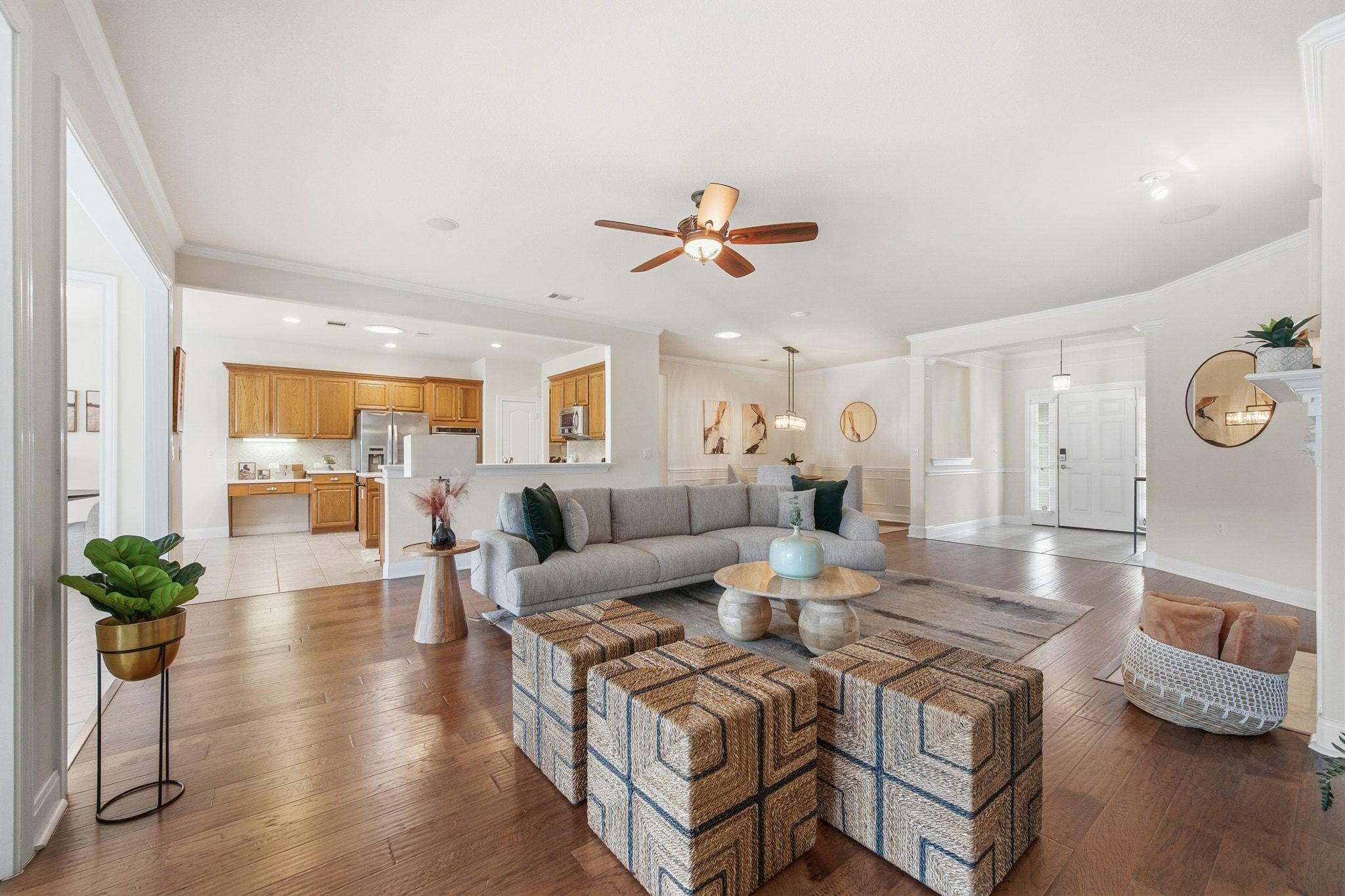 512 Armstrong Dr, Georgetown, TX 78633